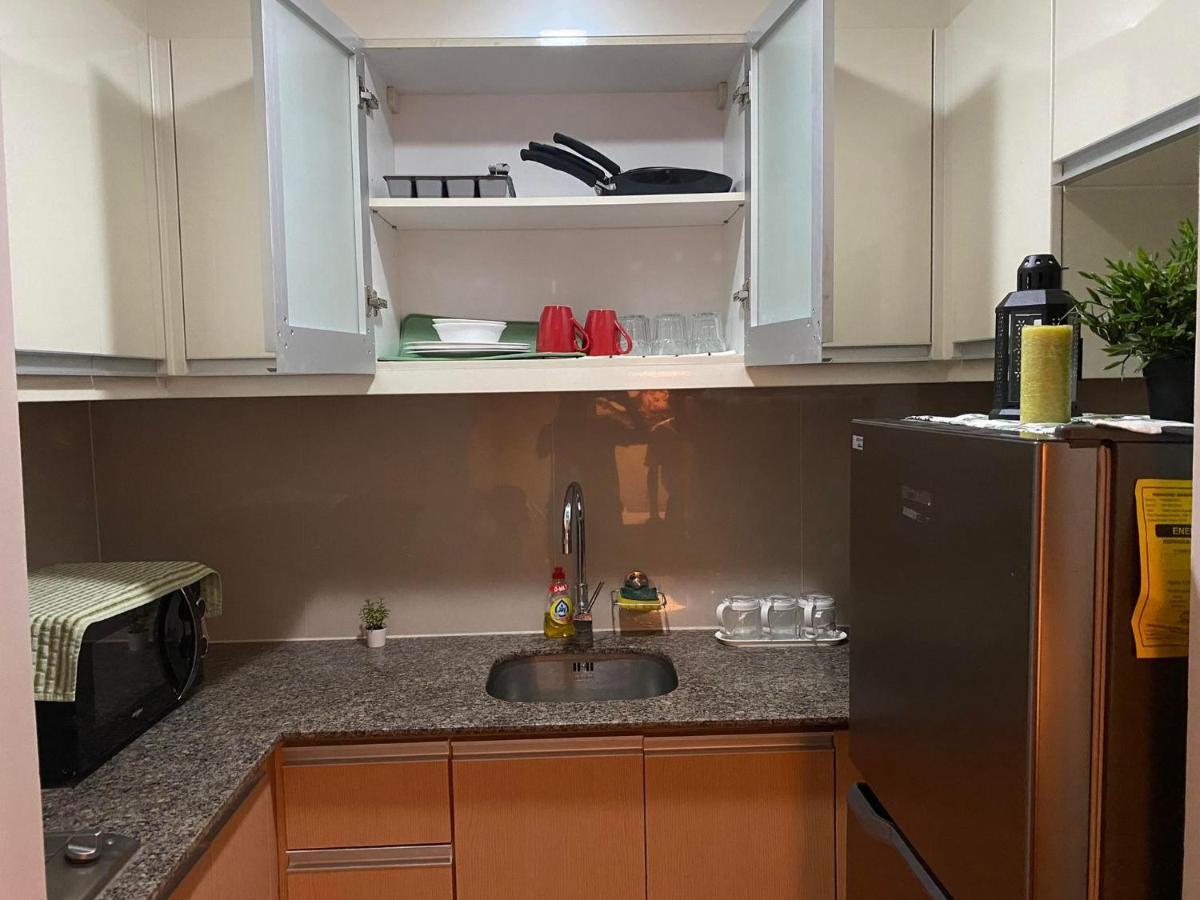 Aparthotel 81 Newport C5 10I Balcony & Pool Across Naia T3 Pasay Exterior foto